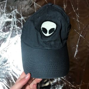 BRANDY MELVILLE alien baseball hat